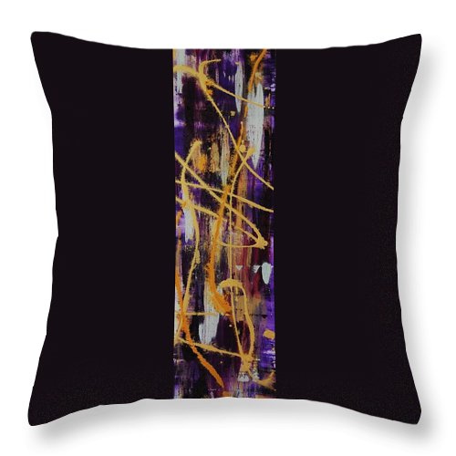 Urban Royality - Throw Pillow